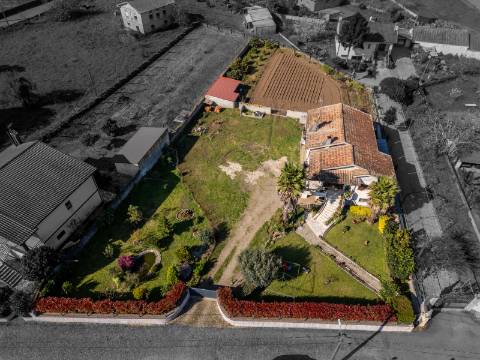 Moradia T4 em Geraz do Lima