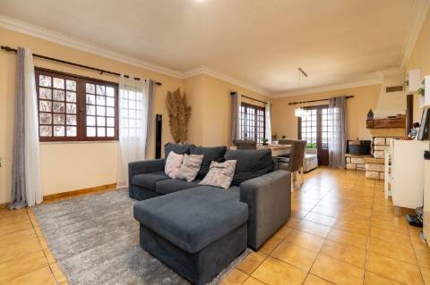 Moradia T4 em Geraz do Lima