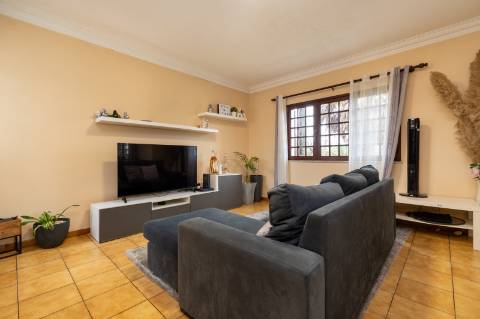 Moradia T4 em Geraz do Lima