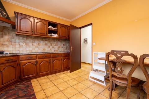 Moradia T4 em Geraz do Lima