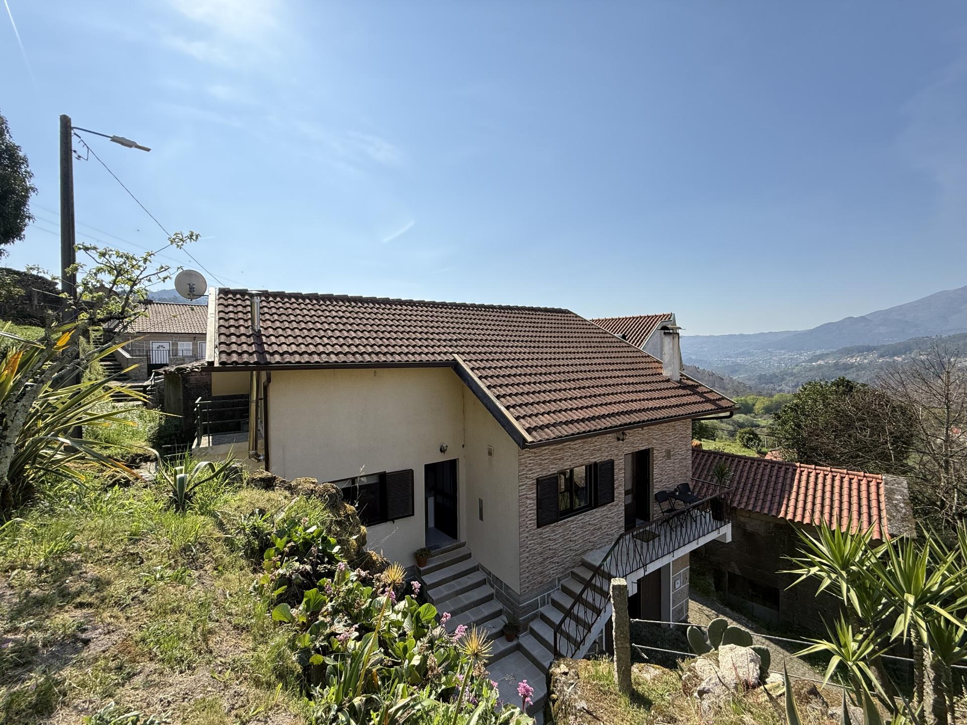 Moradia V2+1 em Lindoso, Ponte da Barca