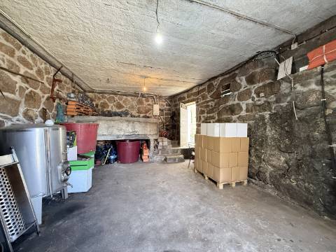 Moradia V2+1 em Lindoso, Ponte da Barca