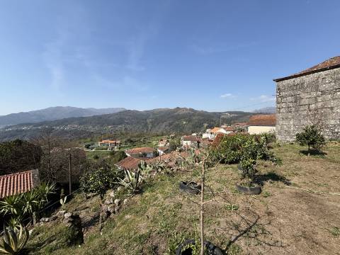 Moradia V2+1 em Lindoso, Ponte da Barca