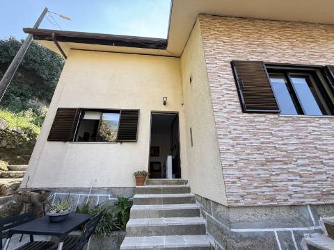 Moradia V2+1 em Lindoso, Ponte da Barca