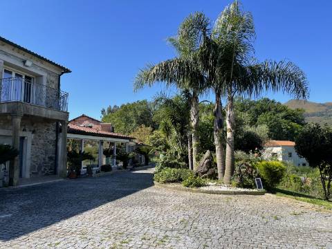 Moradia V3 de Luxo em Rebordões (Santa Maria), Ponte de Lima