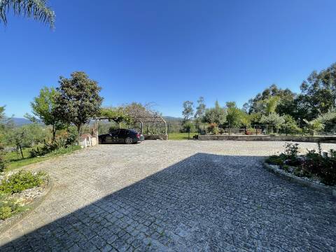 Moradia V3 de Luxo em Rebordões (Santa Maria), Ponte de Lima