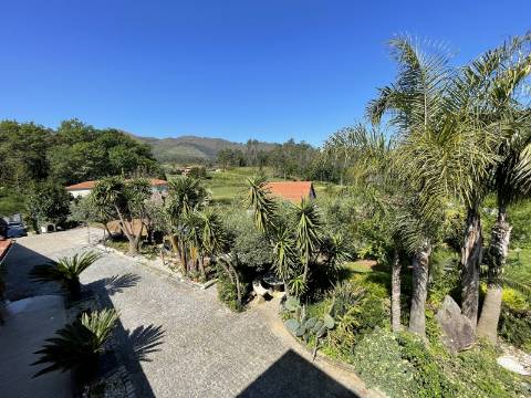 Moradia V3 de Luxo em Rebordões (Santa Maria), Ponte de Lima