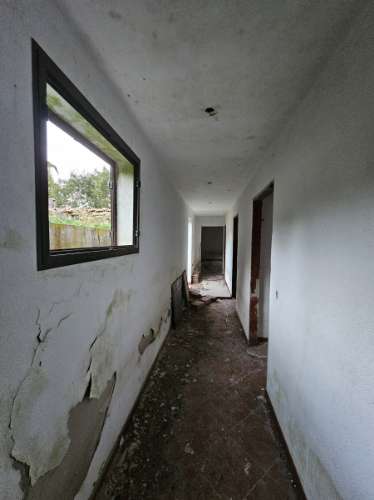 Três Moradias Por Recuperar