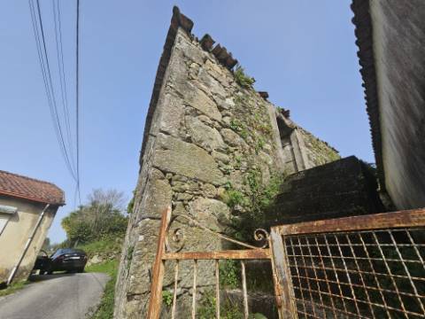 Moradia em ruina 5 min de Ponte de Lima