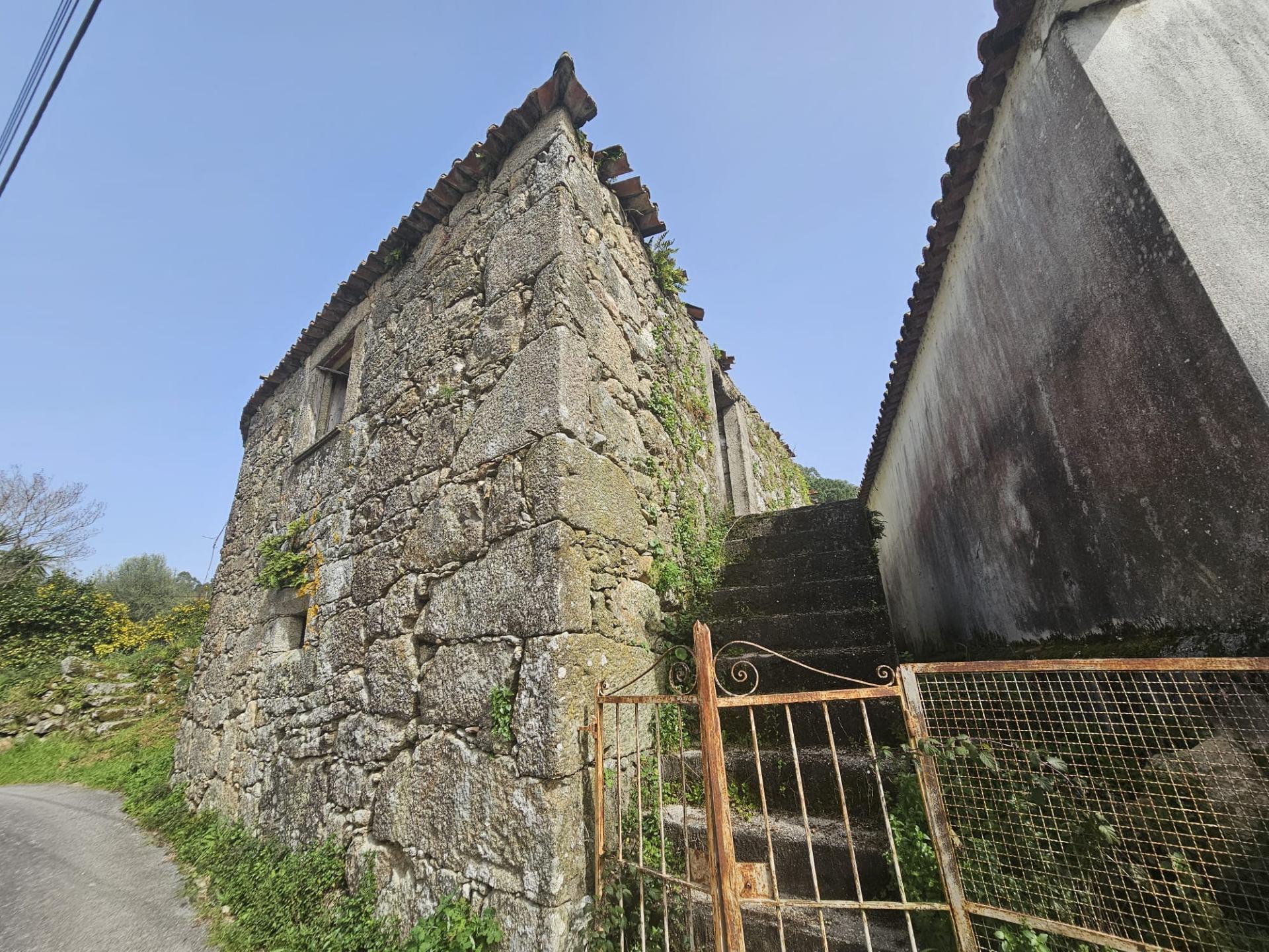 Moradia em ruina 5 min de Ponte de Lima