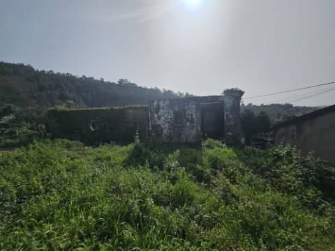 Moradia em ruina 5 min de Ponte de Lima