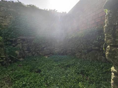 Moradia em ruina 5 min de Ponte de Lima