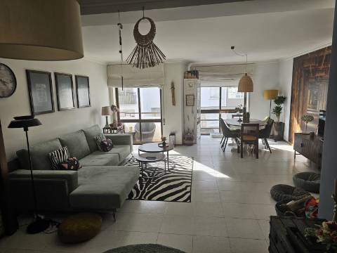 Apartamento T3 zona calma excelentes acessos