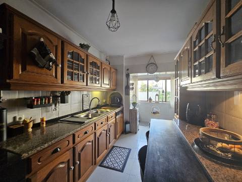 Apartamento T3 zona calma excelentes acessos