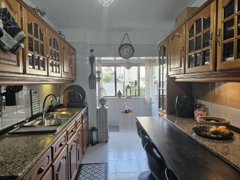 Apartamento T3 zona calma excelentes acessos