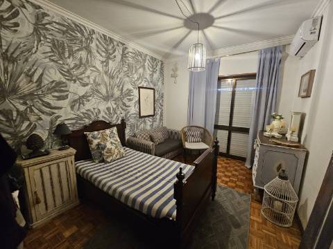 Apartamento T3 zona calma excelentes acessos