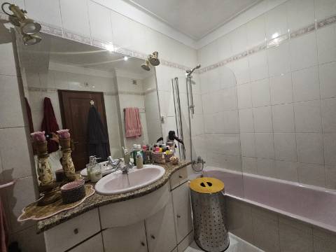 Apartamento T3 zona calma excelentes acessos