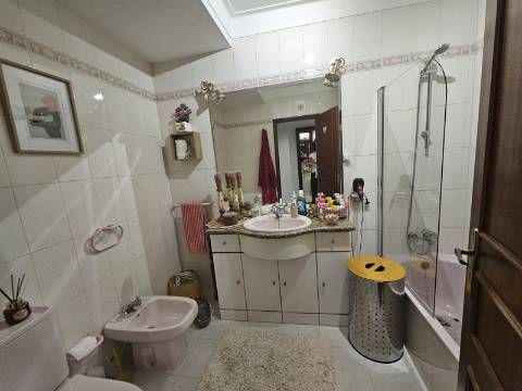 Apartamento T3 zona calma excelentes acessos