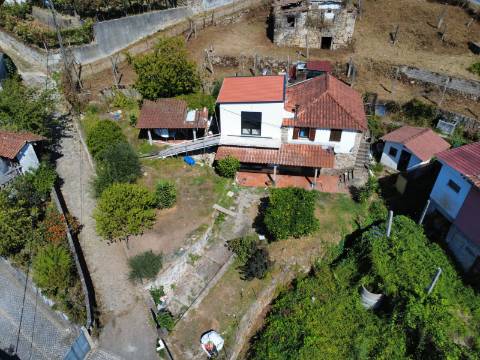 Moradia em Pedra T2+1