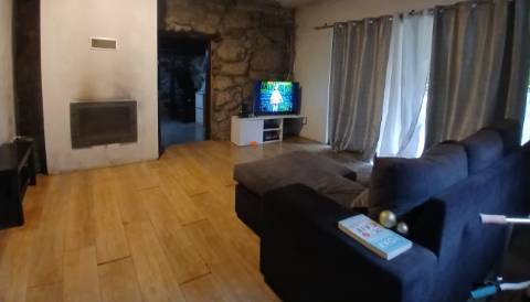 Moradia em Pedra T2+1