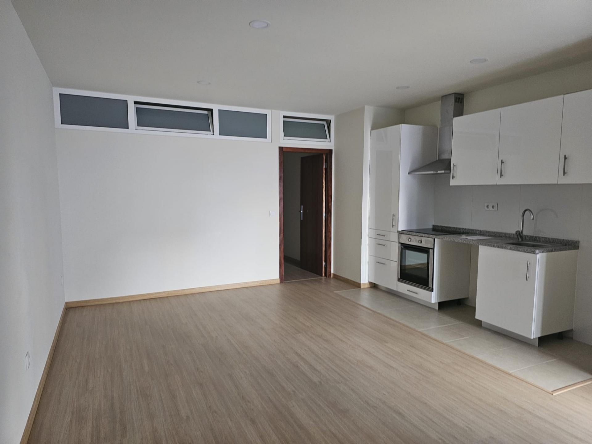 Apartamento T3 para alugar remodelado