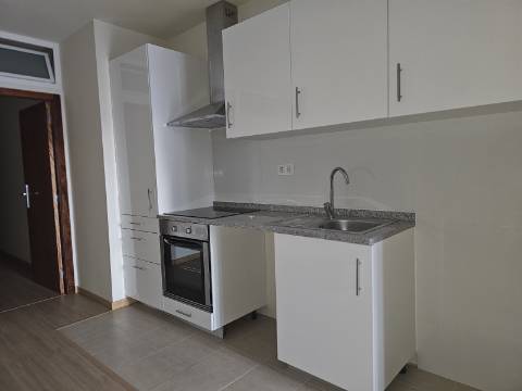 Apartamento T3 para alugar remodelado