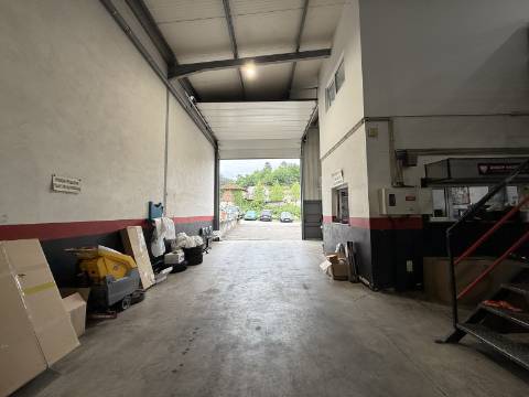 Pavilhão na Zona Industrial de Vila Nova de Muía, Ponte da Barca