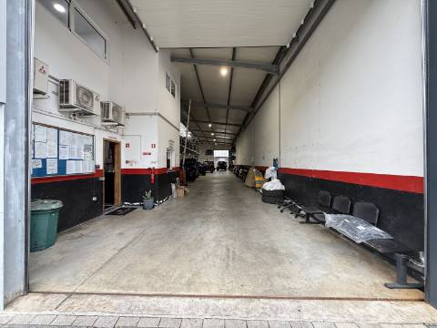 Pavilhão na Zona Industrial de Vila Nova de Muía, Ponte da Barca