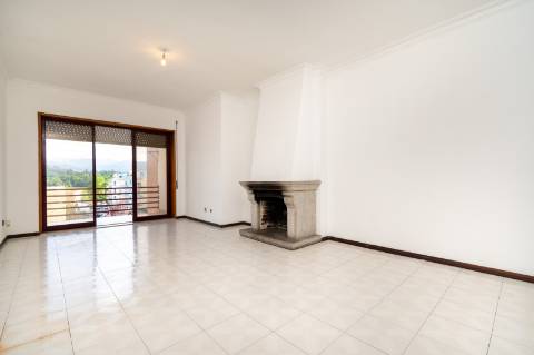 Apartamento T3 - Ponte da Barca