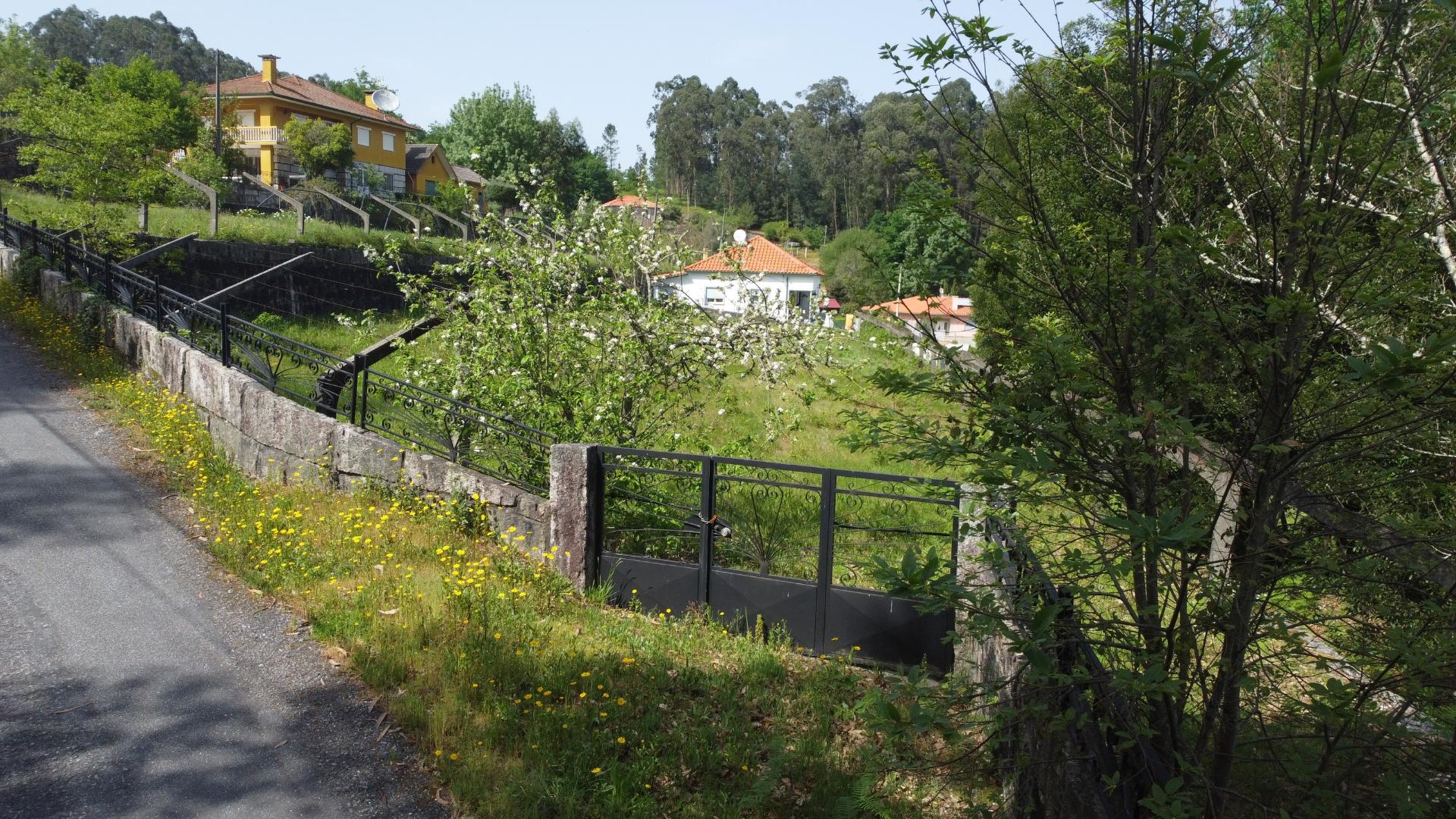 Terreno para construção - Sabadim