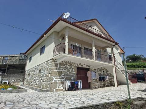 Moradia vistas excelentes