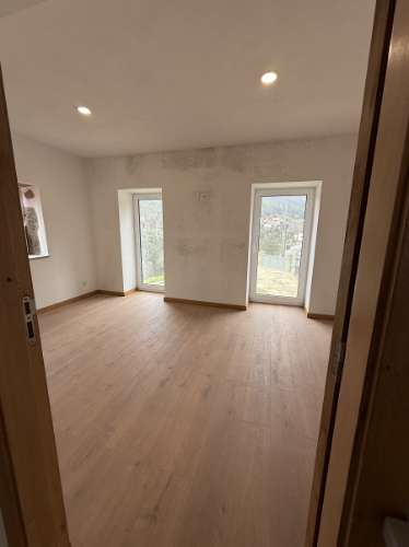 Moradia T3 com Vistas Desafogadas em Zona de Montanha