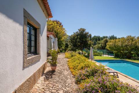 Moradia V4 de Luxo c/ Piscina e Campo de Ténis em Couto, Arcos de Valdevez