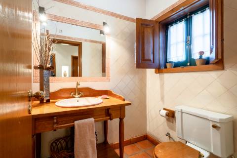 Moradia V4 de Luxo c/ Piscina e Campo de Ténis em Couto, Arcos de Valdevez