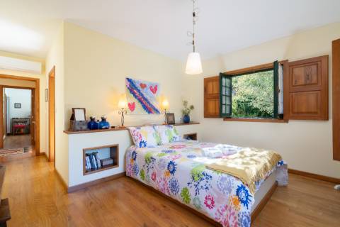 Moradia V4 de Luxo c/ Piscina e Campo de Ténis em Couto, Arcos de Valdevez