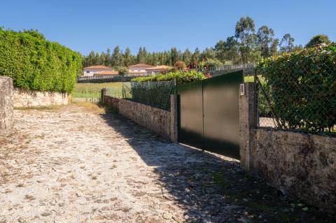 Moradia V4 de Luxo c/ Piscina e Campo de Ténis em Couto, Arcos de Valdevez