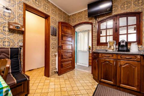 Moradia T3 com amplo terreno em Oliveirinha, Aveiro