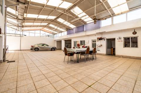 Moradia T3 com amplo terreno em Oliveirinha, Aveiro