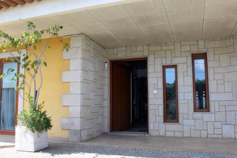 Excelente moradia V4 em Sequeira - Braga