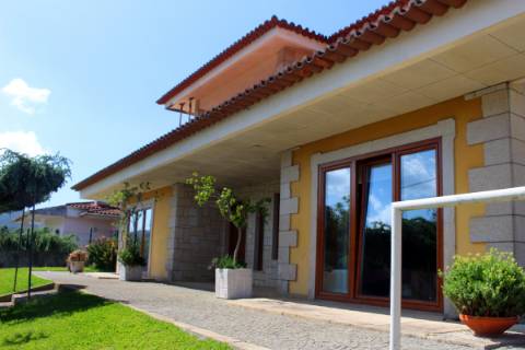 Excelente moradia V4 em Sequeira - Braga