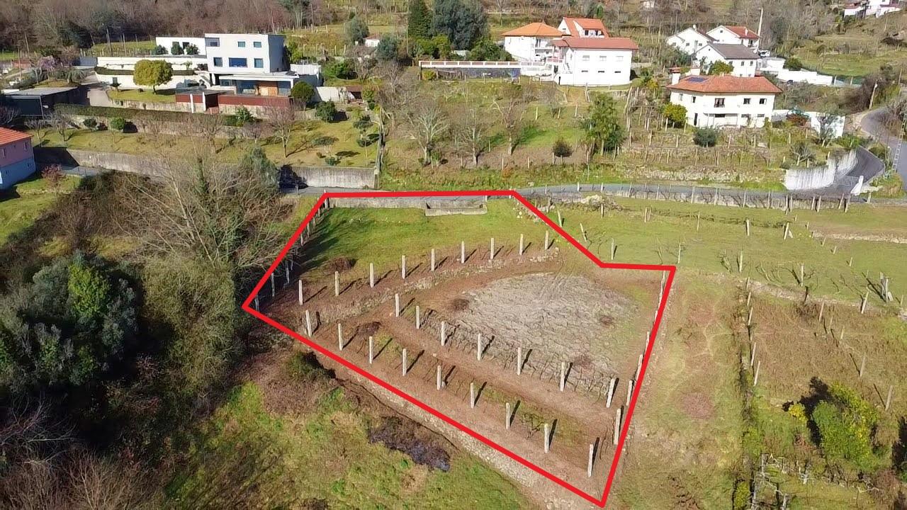 Terreno com 1.480 m² - Loureda, Arcos de Valdevez