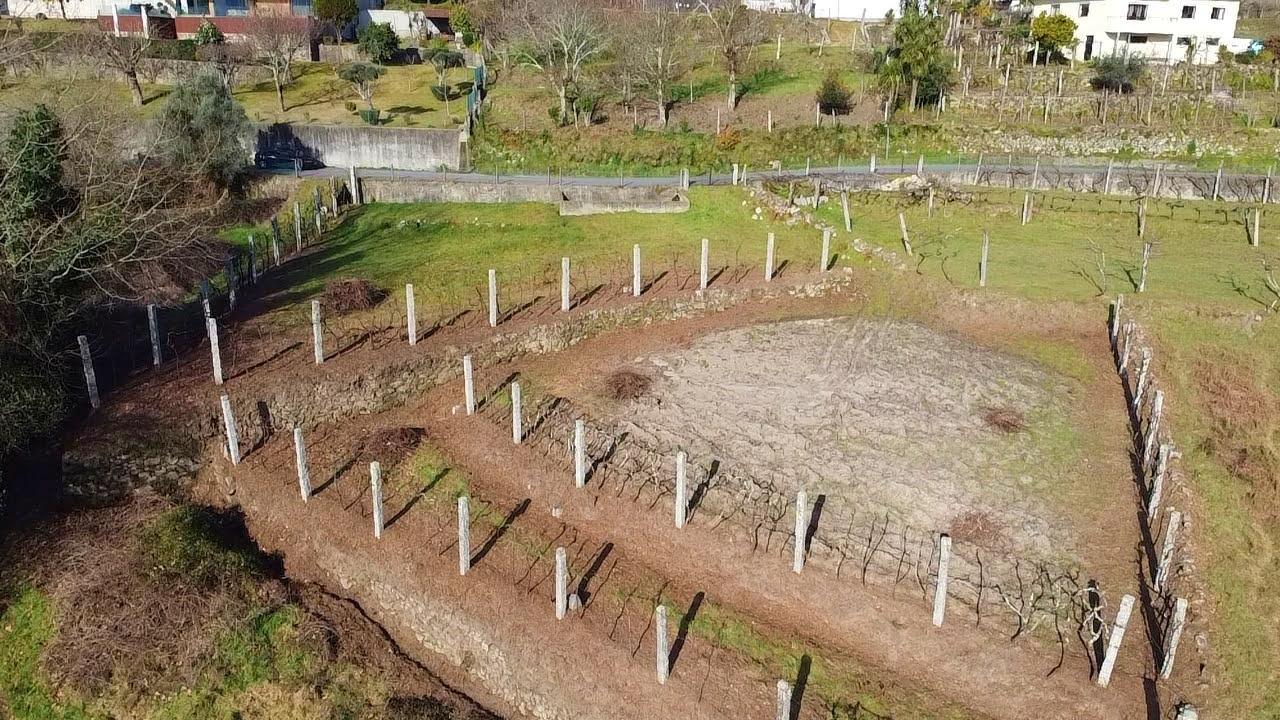 Terreno com 1.480 m² - Loureda, Arcos de Valdevez
