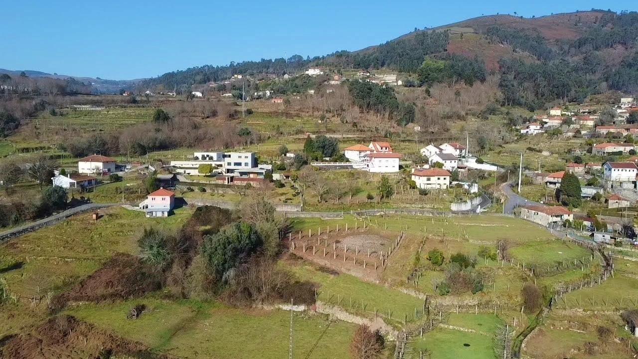 Terreno com 1.480 m² - Loureda, Arcos de Valdevez