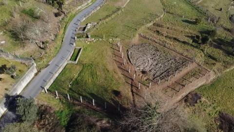 Terreno com 1.480 m² - Loureda, Arcos de Valdevez