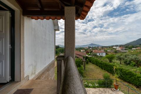 Quinta c/ Moradia V3, Piscina e Cavalariça em Arcozelo, Ponte de Lima