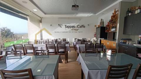 Vende-se Estabelecimento hotelaria café tapas com exploração de Jogos da Santa casa misericórdia (EUROMILHÕES)