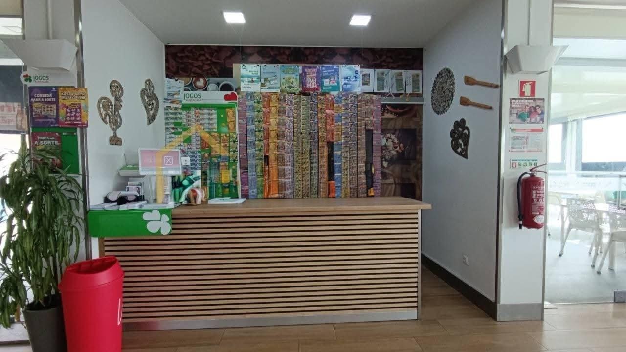 Vende-se Estabelecimento hotelaria café tapas com exploração de Jogos da Santa casa misericórdia (EUROMILHÕES)