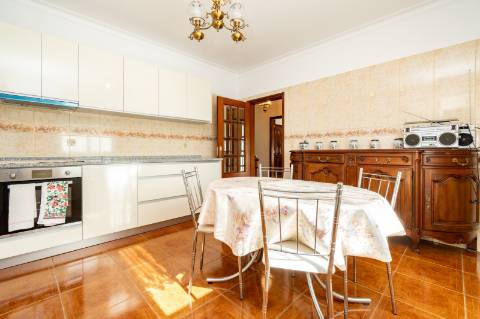 Moradia T4 Exclusiva à Venda na Fronteira de Gondoriz - Arcos de Valdevez