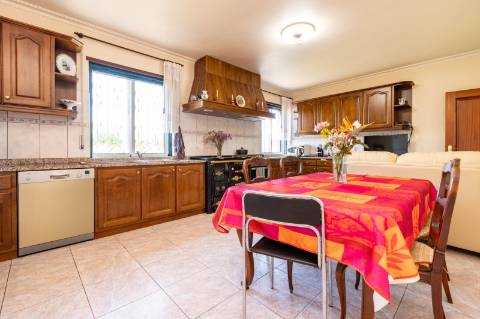 Moradia T4 Exclusiva à Venda na Fronteira de Gondoriz - Arcos de Valdevez