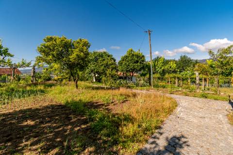 Moradia T4 Exclusiva à Venda na Fronteira de Gondoriz - Arcos de Valdevez